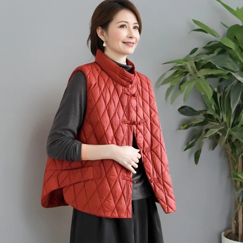 2024秋冬新款盘扣羽绒棉服马甲时尚百搭背心休闲短款菱格女士外套