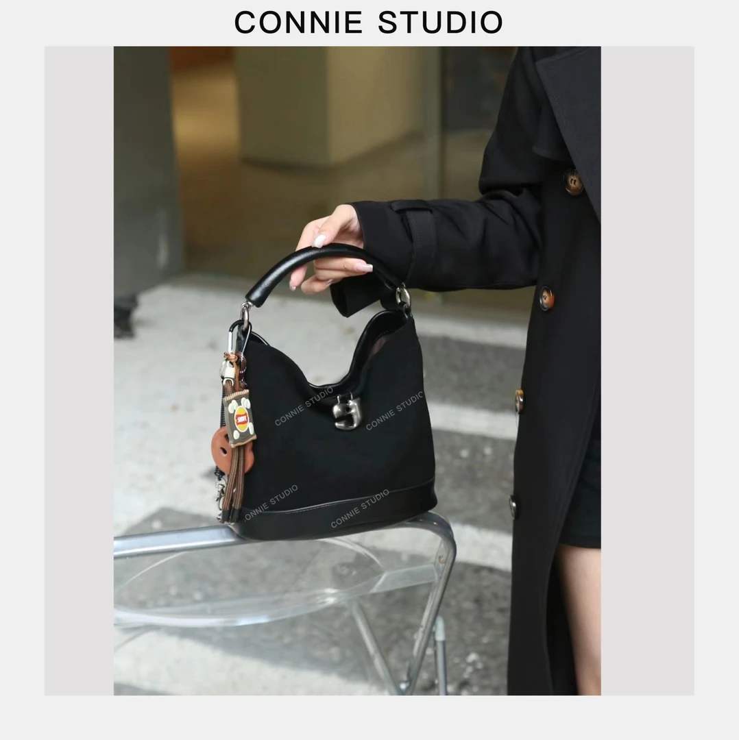 【康妮甄选】时尚潮流通勤简约百搭轻奢气质经典包SKL-7220-黑色