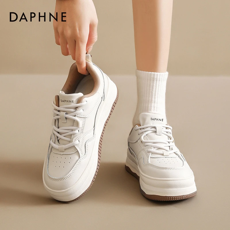 达芙妮真皮小白鞋女2025新款爆款春夏季厚底百搭软底运动休闲板鞋