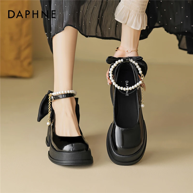 达芙妮银色玛丽珍鞋子女中跟2025新款夏季方头小皮鞋法式粗跟单鞋