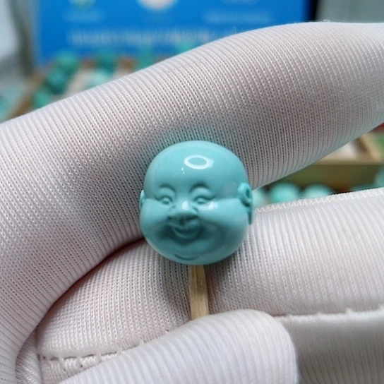 绿松石颈饰未镶嵌华***笑