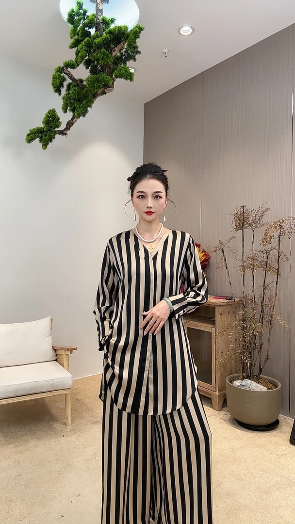 高奢高货丨素雅美人丨秋季复古提花遮肉国风显瘦大码套装女-3256#