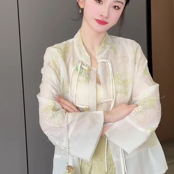 高档次新中式国风重工刺绣盘扣衬衫2024新款轻奢风气质显瘦半身裙