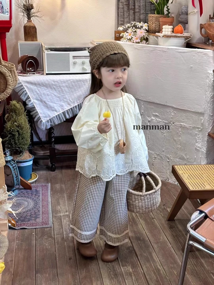 女童森系套装秋季新款2024洋气儿童蕾丝花边衬衫格子直筒裤两件套