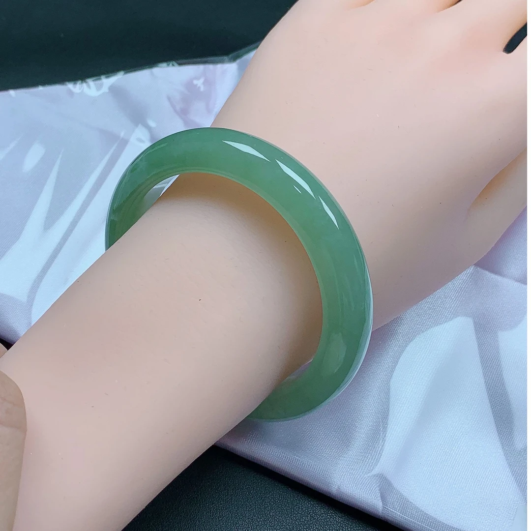 54圈胶质感满绿色正圈时尚百搭经典款翡翠手镯纯天然缅甸A货翡翠
