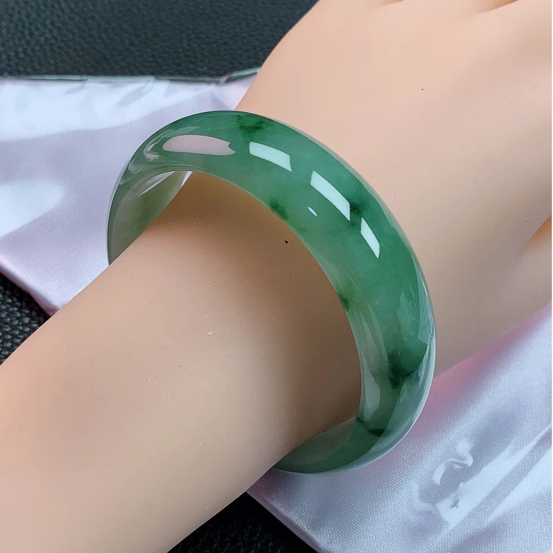 60圈大圈口大宽版大轮胎镯冰飘花版型好料子细腻高冰透亮贵气十足