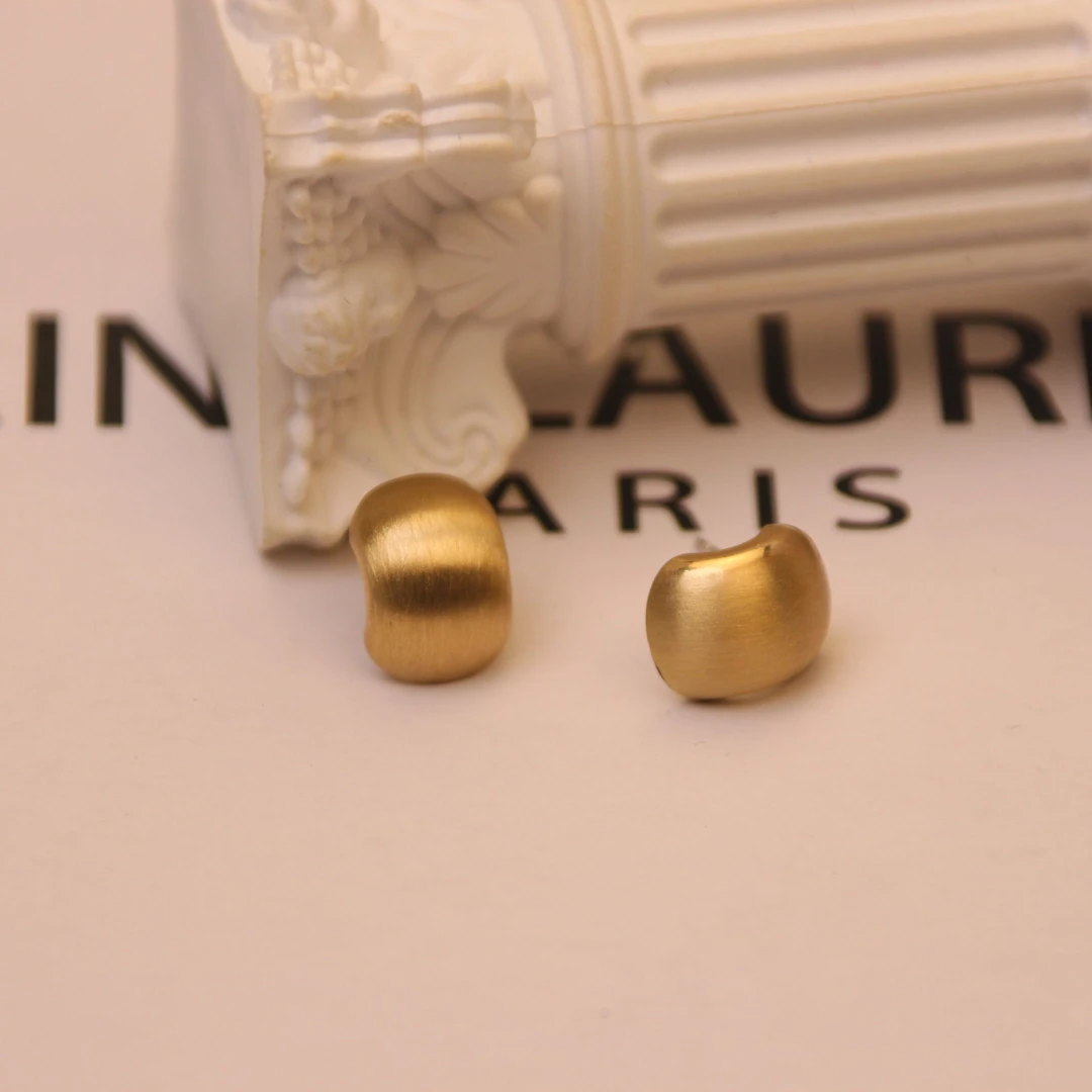 铜合金耳饰 0121《爱意臻言》简约金色拉丝宽面百搭耳饰