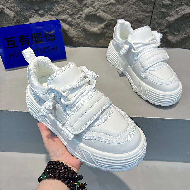 秋冬加绒加厚休闲板鞋男鞋潮牌魔术贴百搭小白鞋运动鞋厚底增高鞋