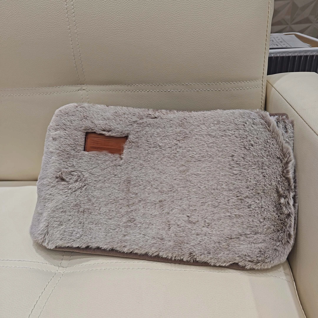 热水袋充电腰带热敷暖宫防爆暖手宝宝暖腰毛绒电暖宝
