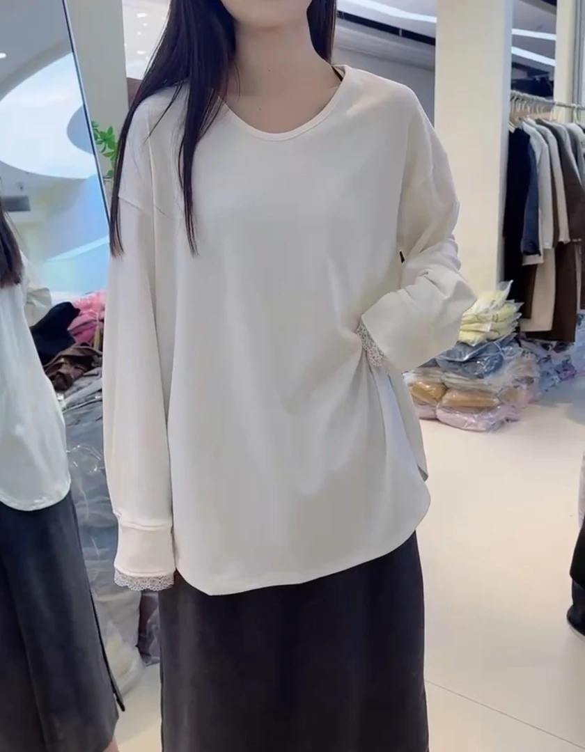 【发财女装】2024冬季新款设计感小众蕾丝拼接长袖T恤