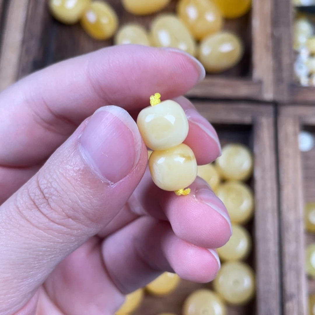 琥珀裸石未镶嵌天然388