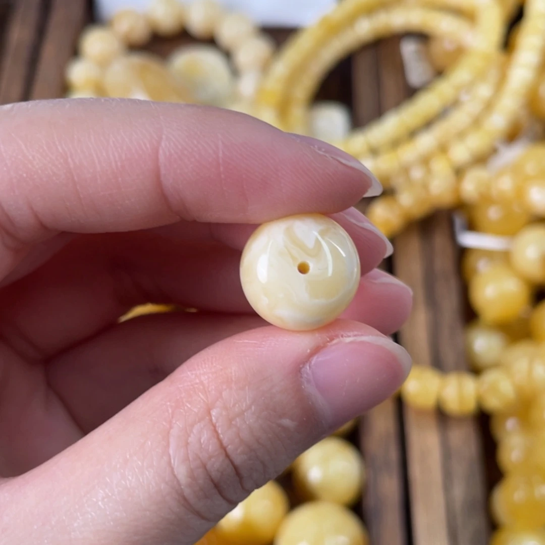 【闪购商品】琥珀裸石未镶嵌327