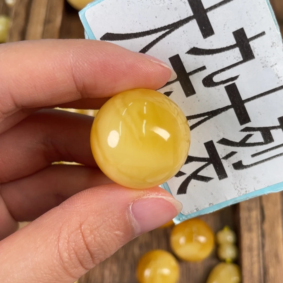 琥珀裸石未镶嵌天然434