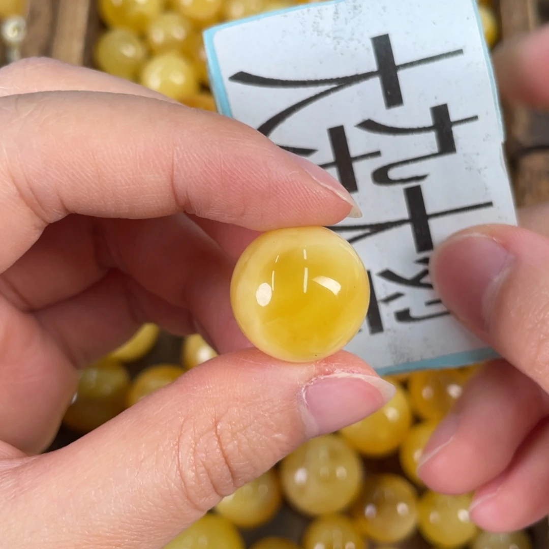 琥珀裸石未镶嵌天然338