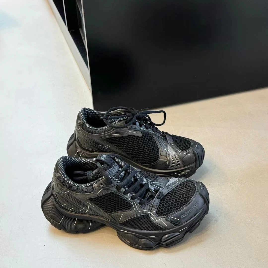 巴黎欧美潮牌风秋冬设计师新款订书钉休闲时尚百搭厚底翘头老爹鞋