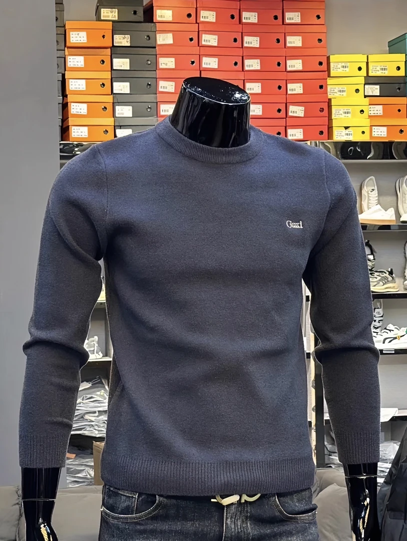 潮牌冬季新款男士韩版青年简约小标内搭修身针织衫男百搭纯色毛衣