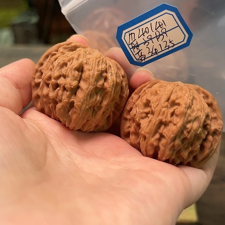 文玩核桃把件磨盘