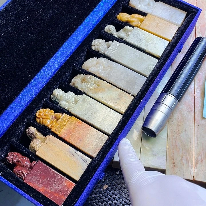 青田石印石李****吗在家门口看到