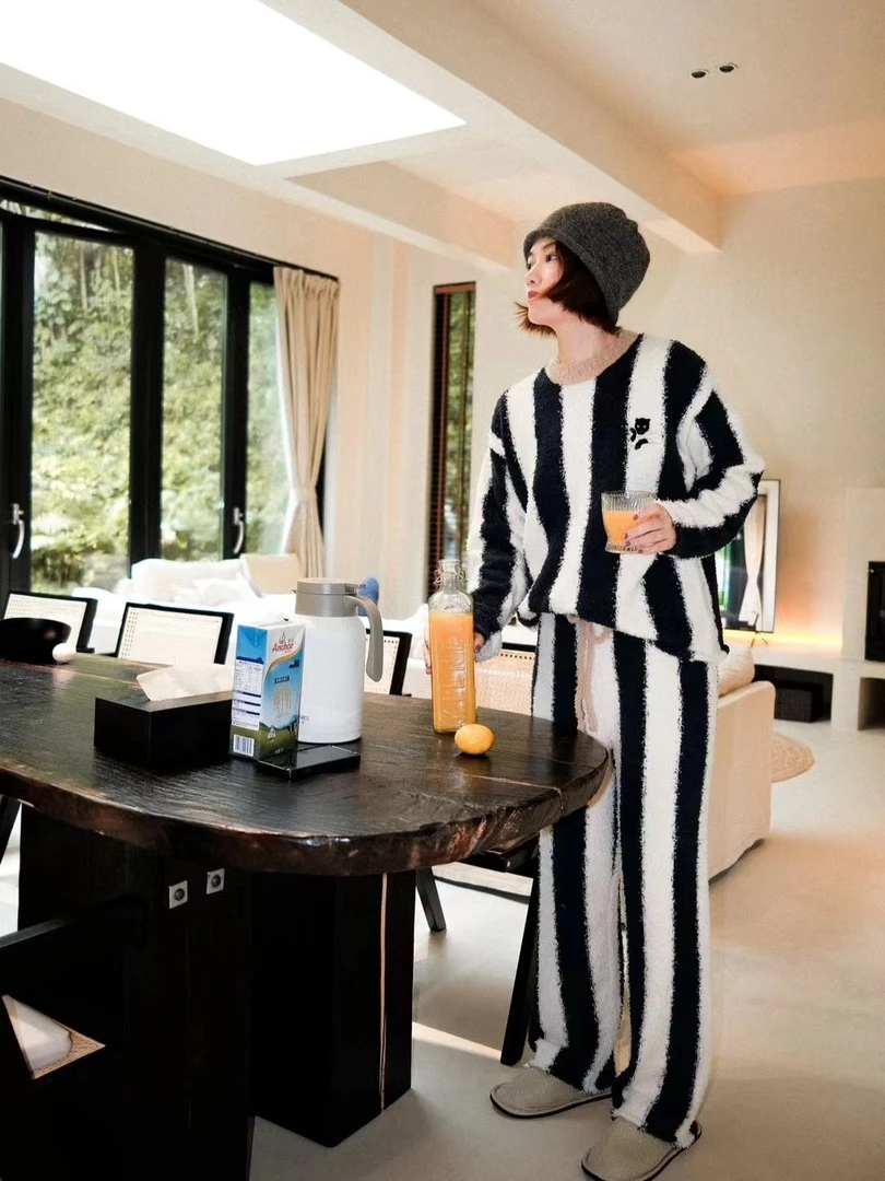 【兽家-黑豹半边绒】 针织高密半边绒冬季新款保暖宽松家居服套装