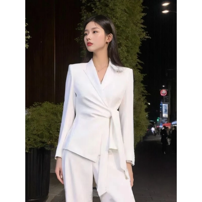 高级感早秋季穿搭套装2025冷淡系时尚白色廓形西装阔腿裤新款女装