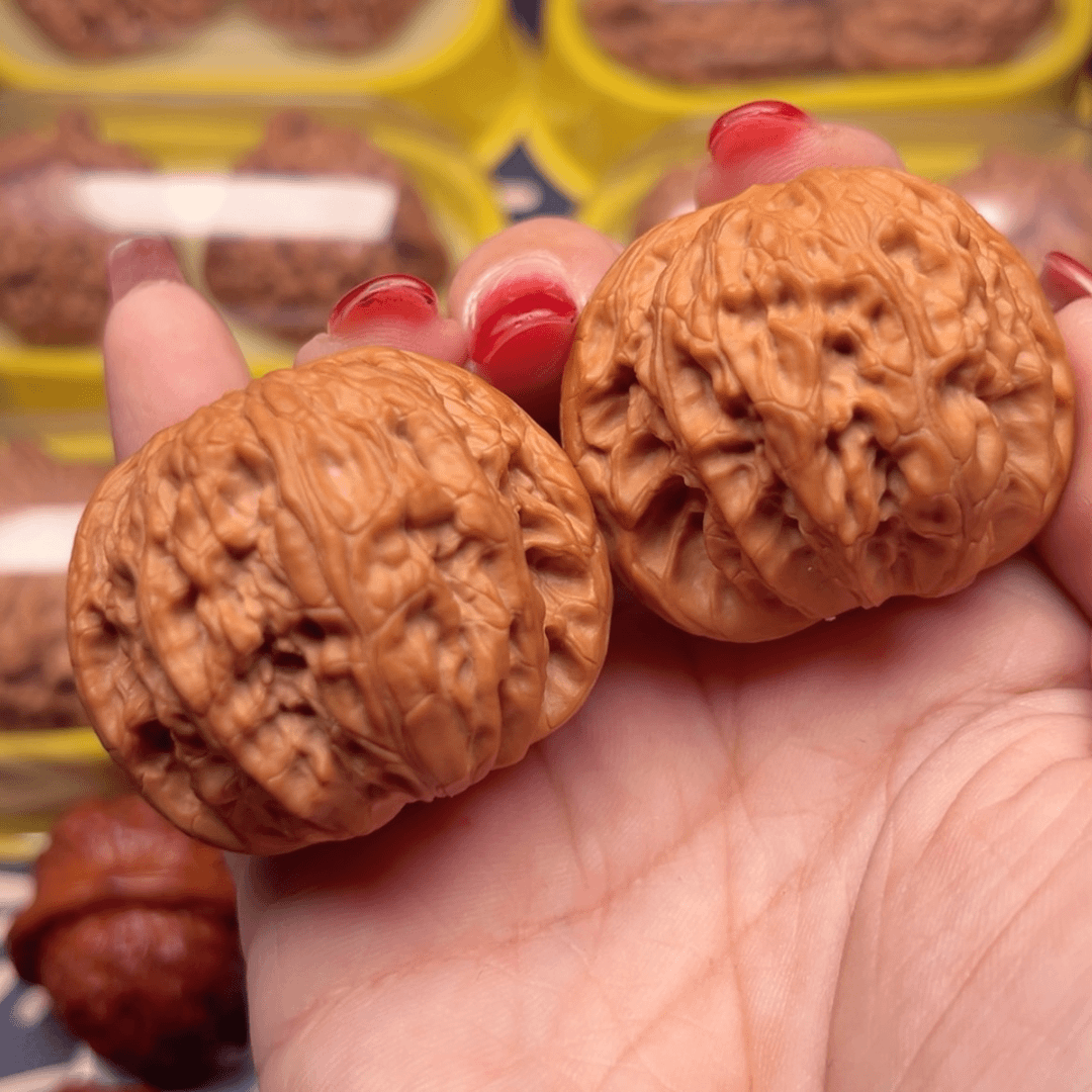 【闪购商品】文玩核桃把件仍****雪磨盘