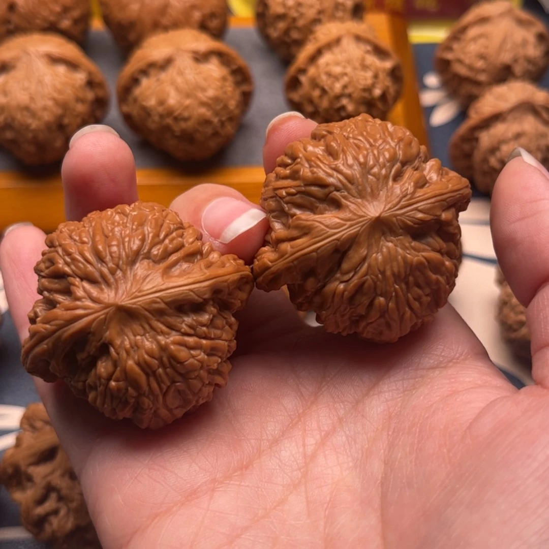 【闪购商品】文玩核桃把件大*爹