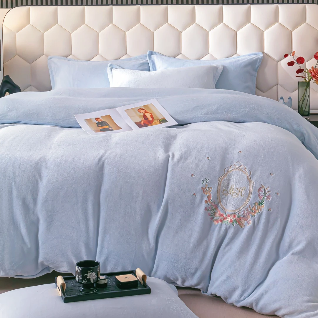 高克重加绒加厚刺绣款蕾丝绣花牛奶绒四件套梦露sy蓝色