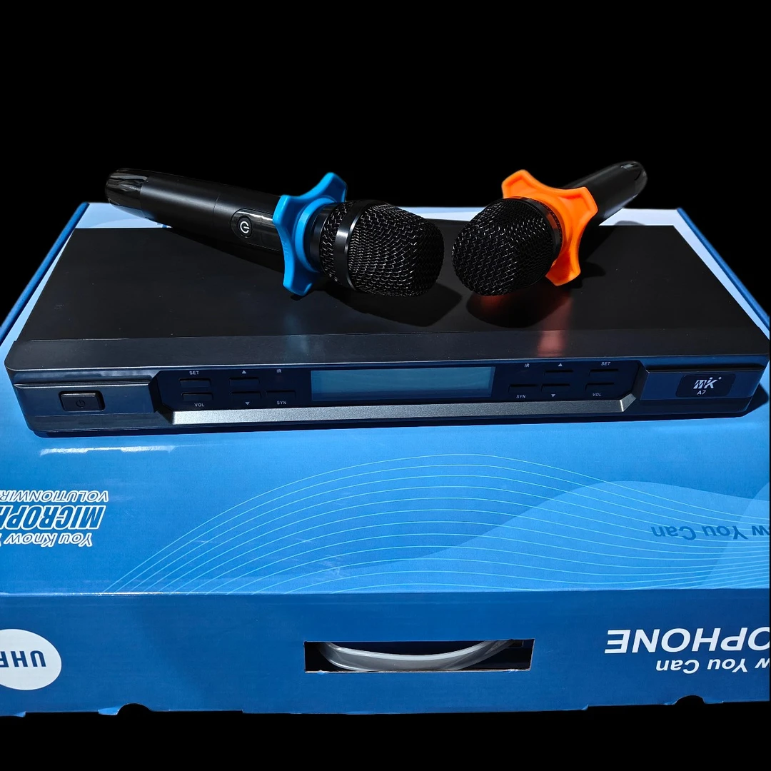 未拆封  不包邮米卡乐A7无线话筒U段一拖二全新原包装高端麦克风