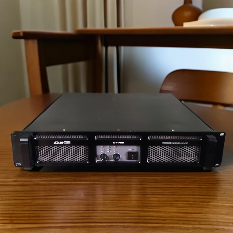 8新  不包邮新珑大功率功放DT700专业家庭K歌舞台纯后级清仓处理