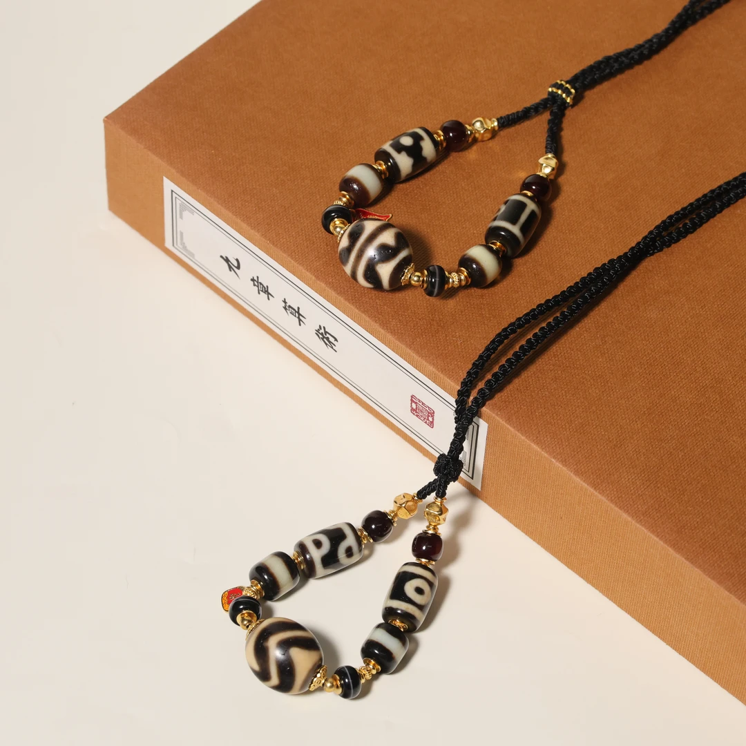 壹加火火|手工设计双牙牙玛瑙合集锁骨链多样性发其一