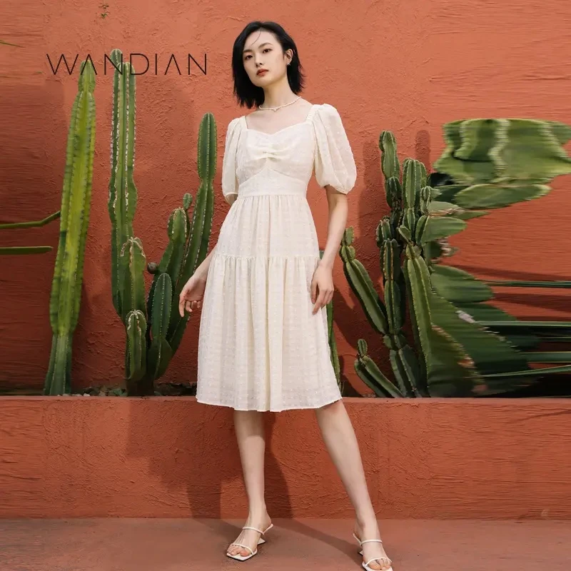 婉甸新品米色短袖连衣裙1232N76DJ6