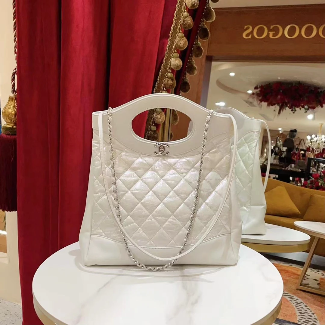 95新 Chanel/香奈儿 GGS丨31bag小号珠光白油蜡手提包 24825766