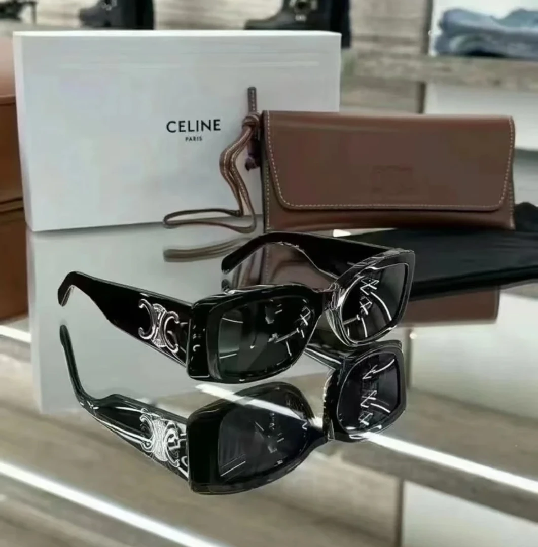 99新 Celine/思琳 GGS丨黑色边框银logo墨镜 46477379