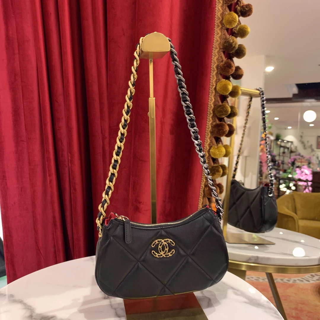 99新 Chanel/香奈儿 GGS丨24C 19bag hobo黑金腋下 85649412