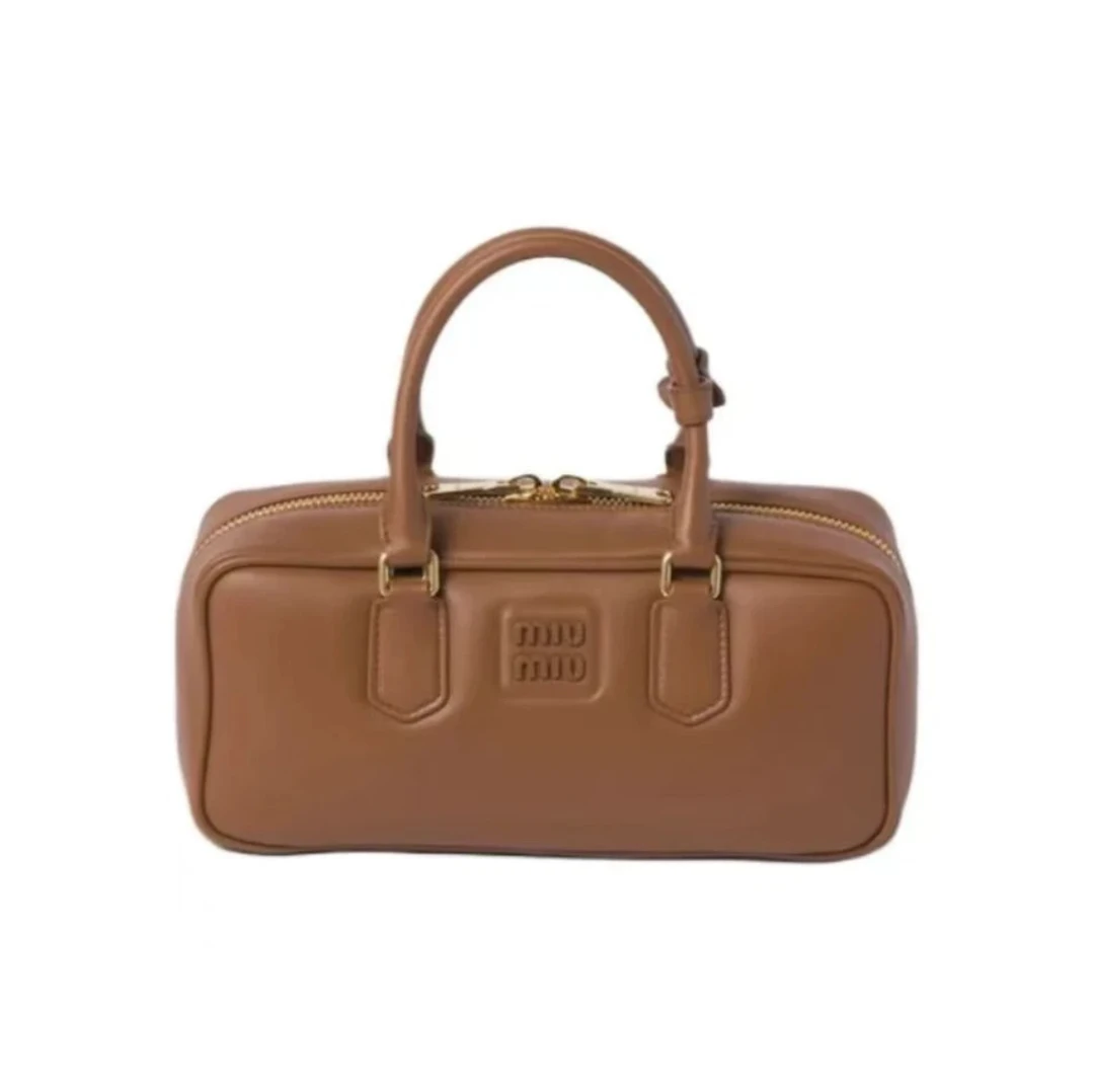 95新 MIU MIU/缪缪 GGS丨保龄球中号棕色金扣/33063011