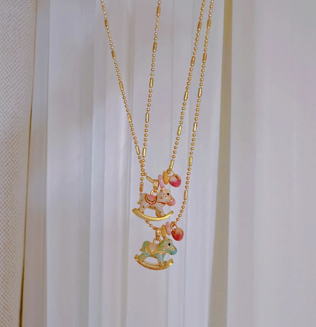 合金珐琅项链 摇摇木马配精工米豆链