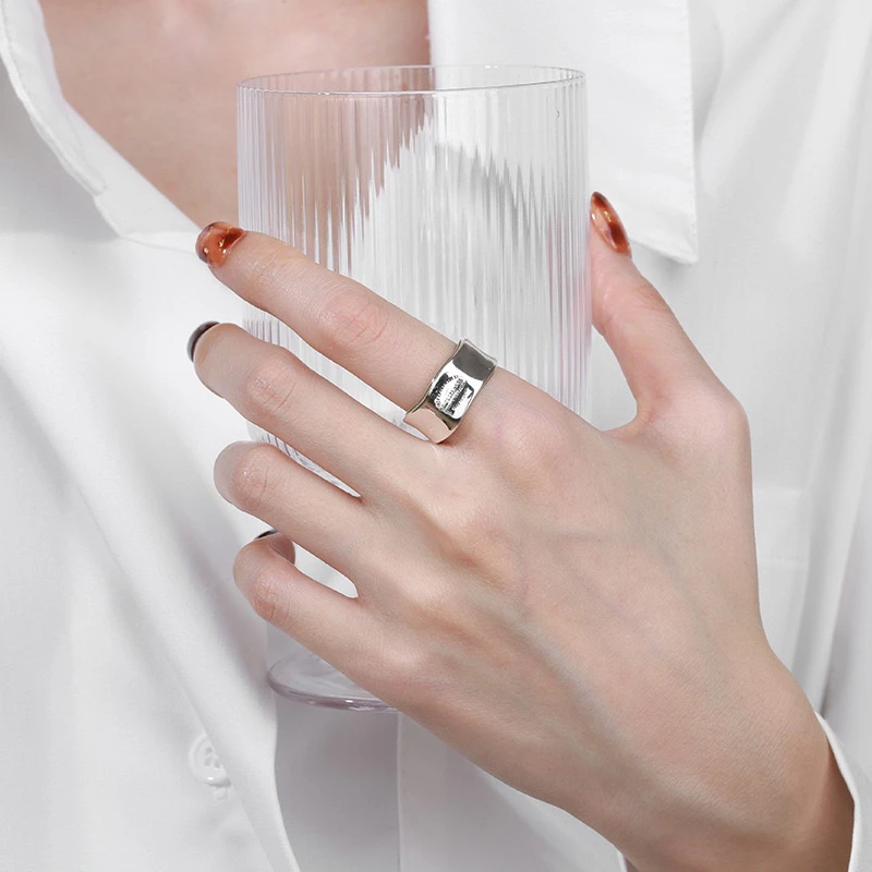 925银珐琅戒指 925纯银轻奢百搭珐琅宽面个性时尚指环开口戒指