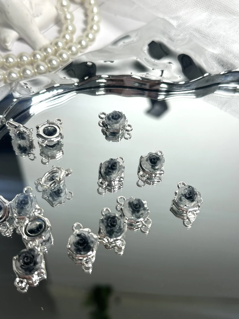 雨宝严选· DIY P294 银黑色铜合金保色玫瑰花双吊