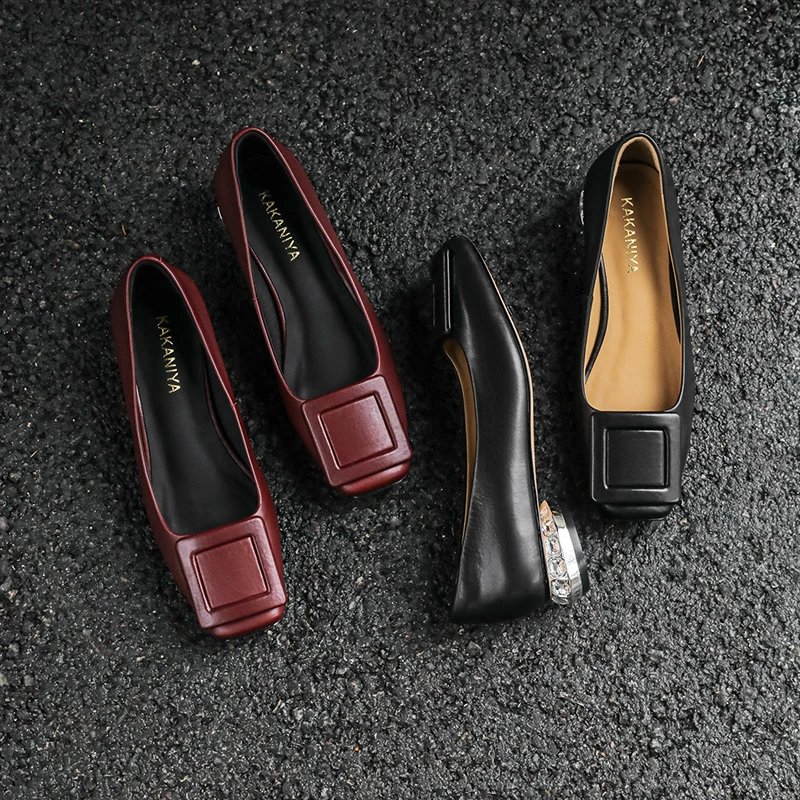 卡卡妮亚 头层胎牛皮水钻跟方扣方头单鞋女2024新款百搭真皮女鞋