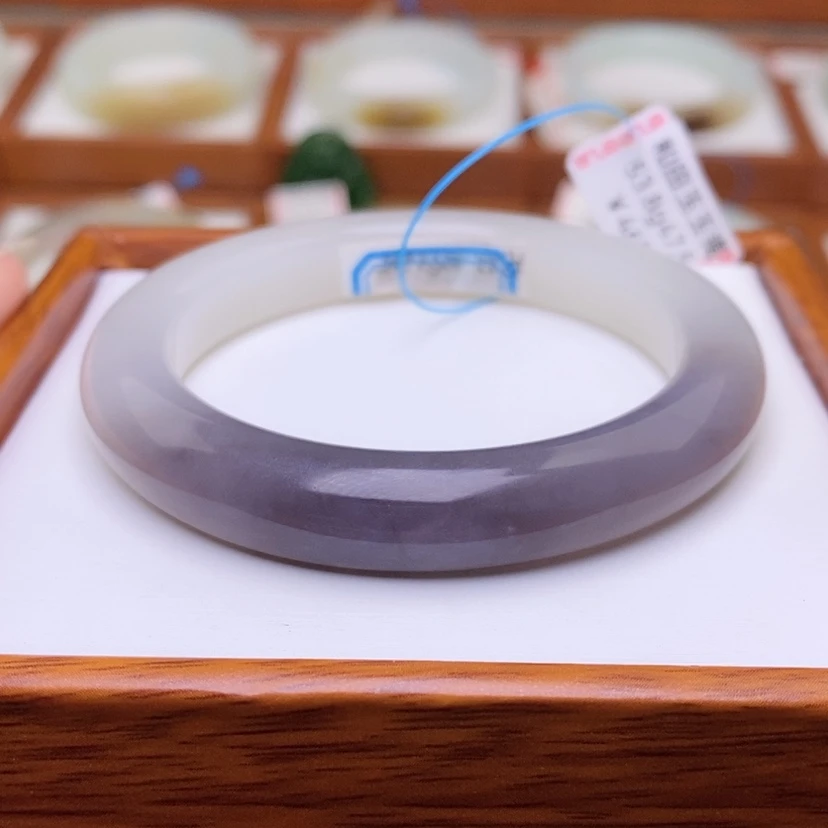 【闪购商品】和田玉手镯未镶嵌53.8