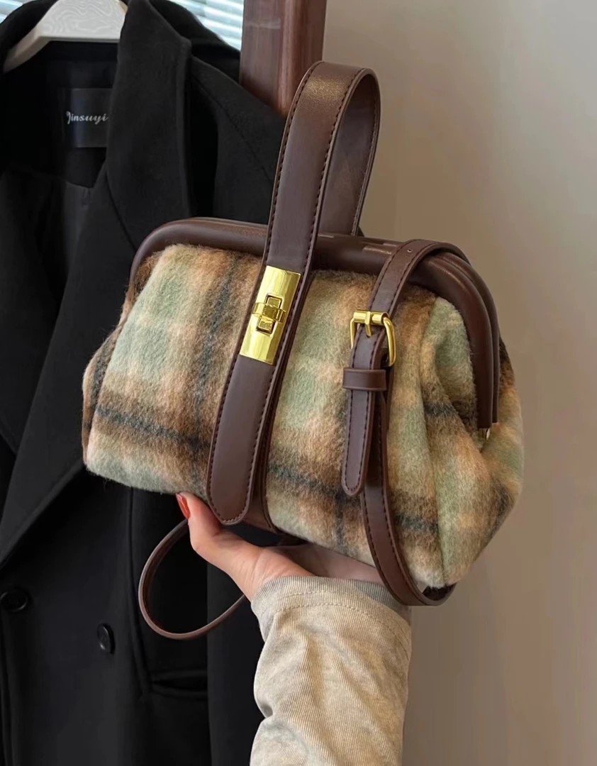 伊伊2024年新款1【23K小马包包】潮流时尚