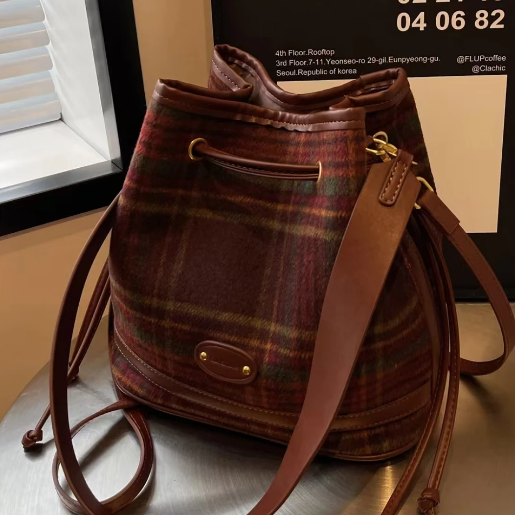 2024新款女士斜跨包ccc