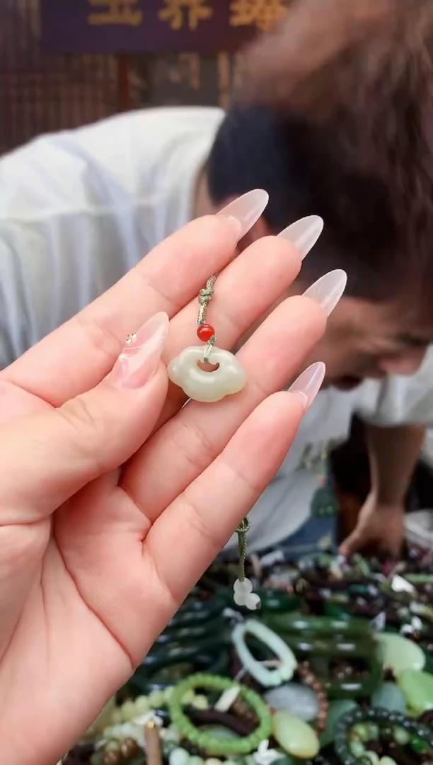 【闪购商品】和田玉颈饰未镶嵌多样性发货拍一发一