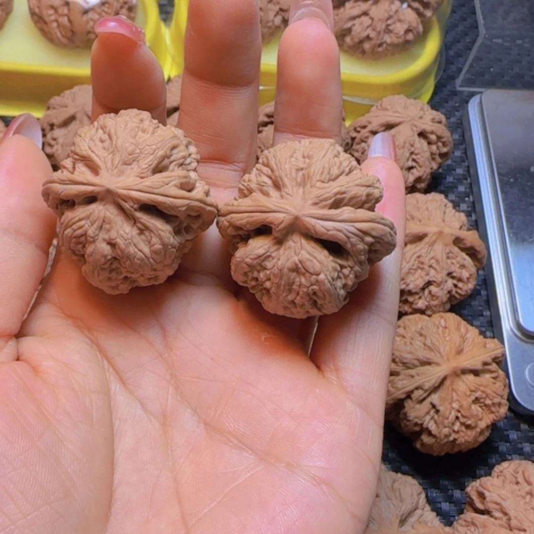 【闪购商品】桃核把件-**-35粗筋