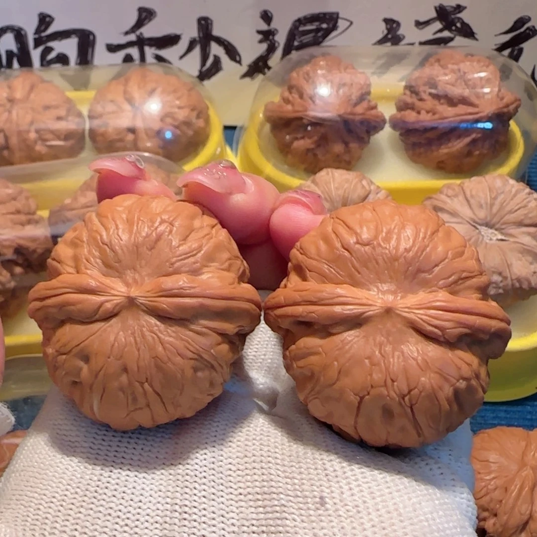 桃核吊坠小*妹41微修足球元宝