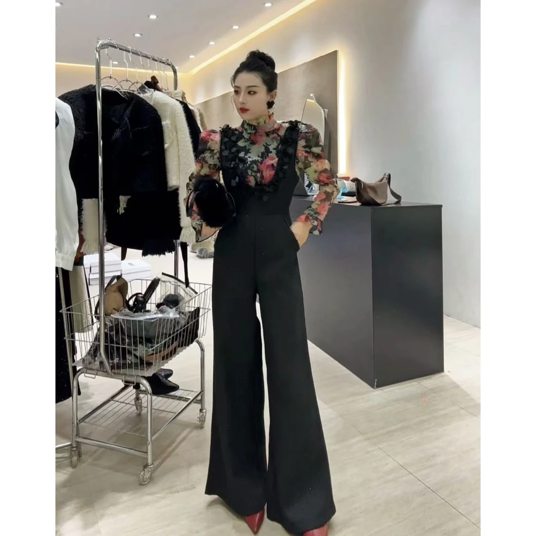 【Wan wan】油画花朵后拉链木耳领上衣