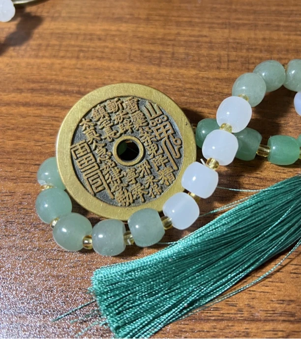 1️⃣山鬼花钱、方圆孔，直径44mm，现代工艺品