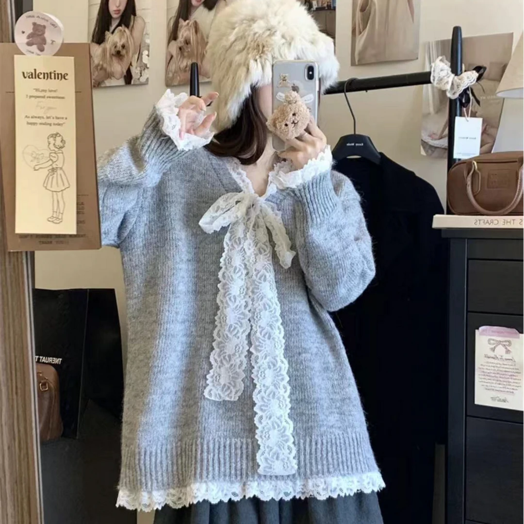 秋季慵懒风蕾丝拼接假两件套头毛衣