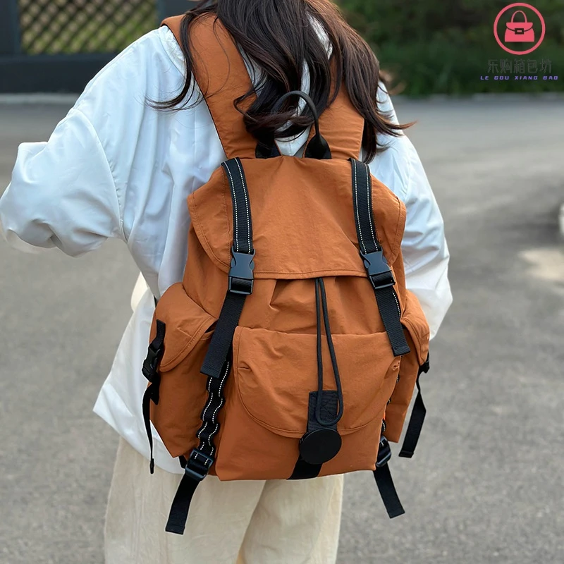 2025新款大容量休闲双肩背包欧美潮流双肩背包休闲旅行尼龙材质