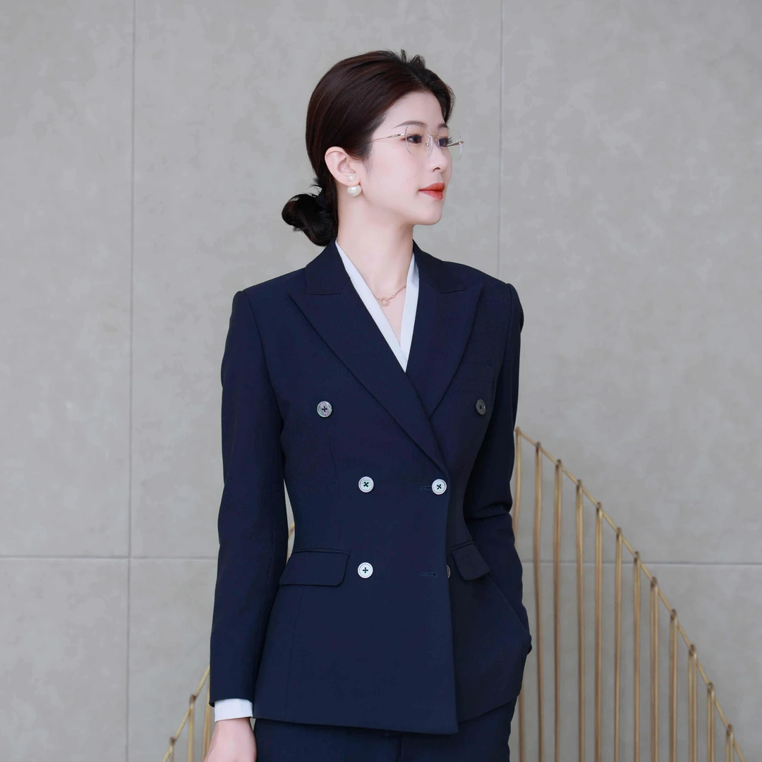 2025秋新款西服套装修身职业白领女神范上班显瘦气质面试通勤外套